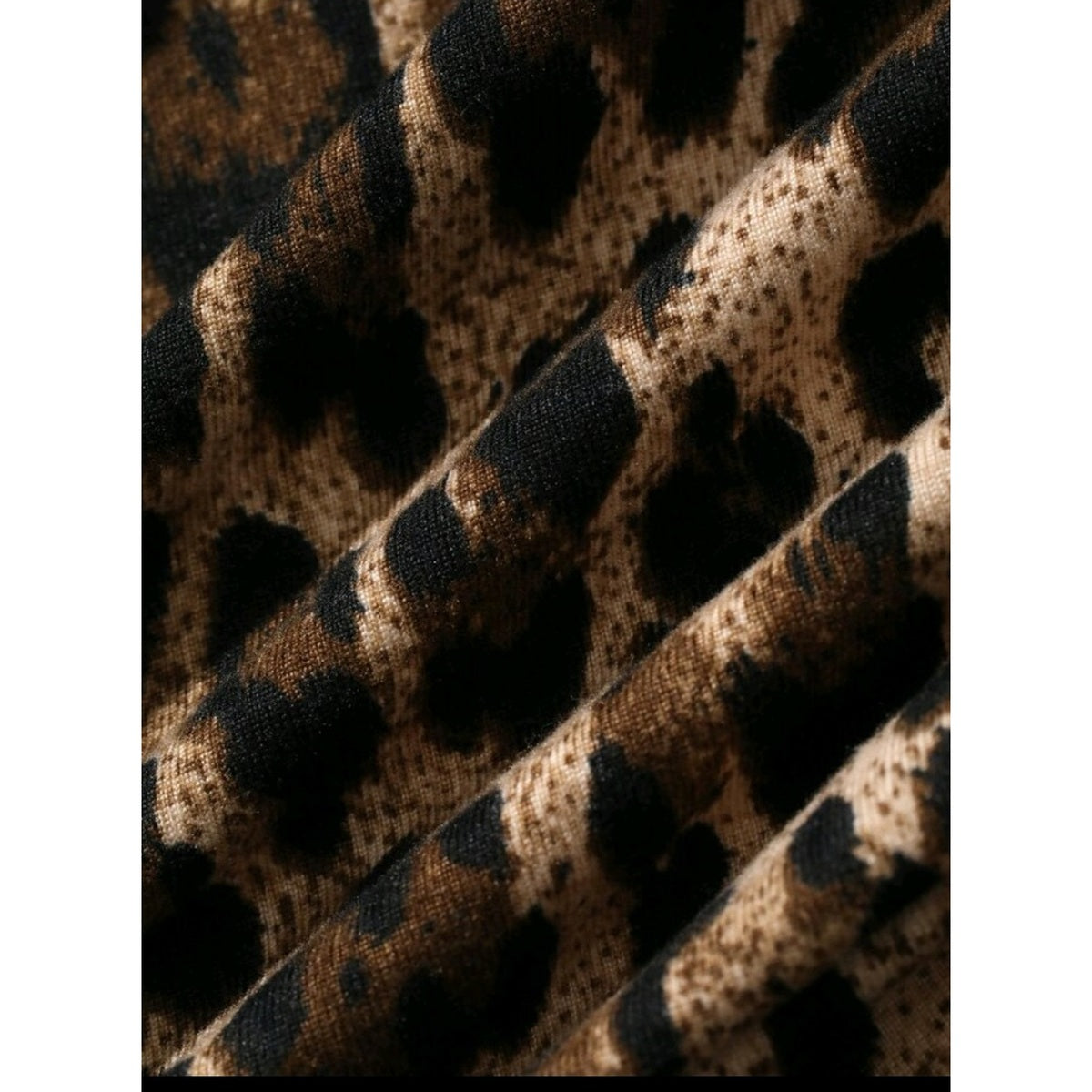 Velvet Wild Leopard Robe